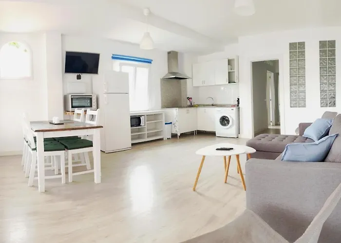 Apartamentos Loremar